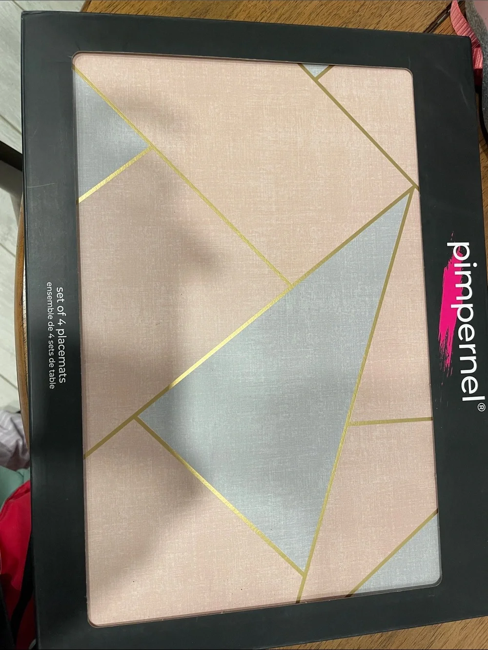 Pimpernel placements (urban chic)—set of 4